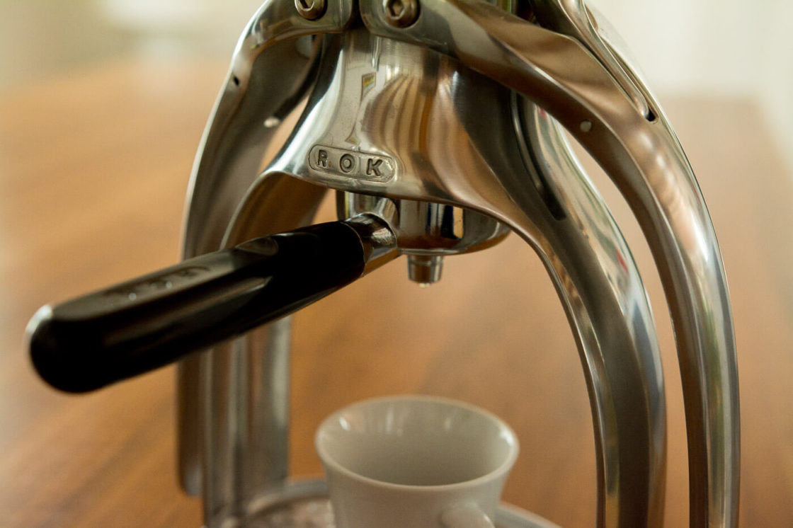ROK Espresso machine. The coffee machine with «Manpower»