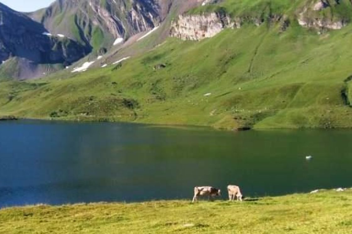 4-lake hike from Melchsee-Frutt to the Joch Pass (Central Switzerland)